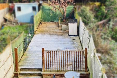 2 bedroom Terraced House for sale in Oxford Street, Syston, LE7