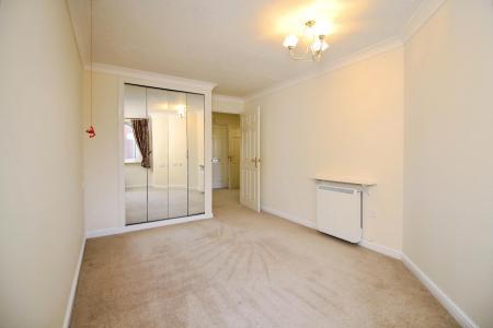 1 bedroom Flat for sale in Flat For Sale at Forge Court, Syston, LE7