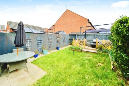 3 bedroom Town house for sale in Willowbrook Way, Rearsby, LE7