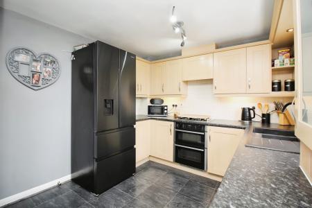 3 bedroom Town house for sale in Willowbrook Way, Rearsby, LE7