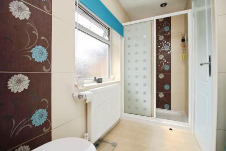 4 bedroom Semi-detached house for sale in Woodgate Drive, Birstall, LE4