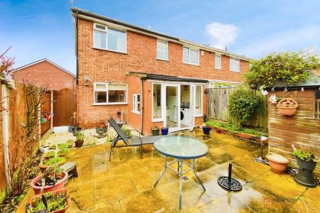 2 bedroom End of terrace house for sale in Cranmer Drive, Syston, LE7