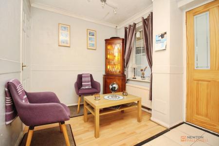 2 bedroom End of terrace house for sale in Cranmer Drive, Syston, LE7