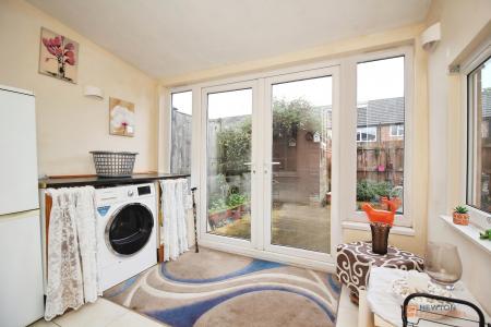 2 bedroom End of terrace house for sale in Cranmer Drive, Syston, LE7