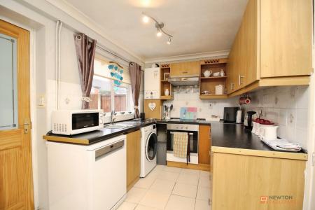 2 bedroom End of terrace house for sale in Cranmer Drive, Syston, LE7