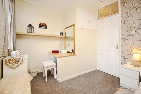 2 bedroom End of terrace house for sale in Cranmer Drive, Syston, LE7