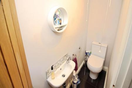 3 bedroom Semi-detached bungalow for sale in Coplow Crescent, Syston, LE7