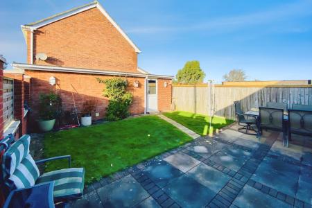 3 bedroom Semi-detached bungalow for sale in Coplow Crescent, Syston, LE7