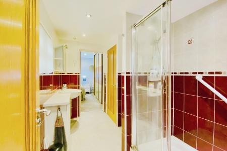 4 bedroom Detached bungalow for sale in Melton Road, Rearsby, LE7