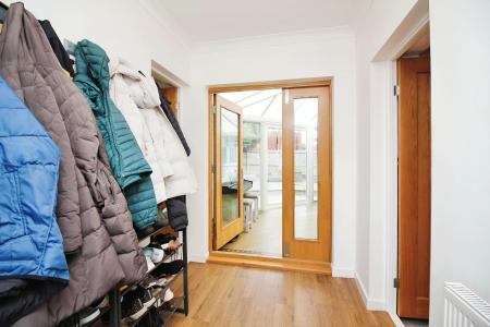 4 bedroom Detached bungalow for sale in Melton Road, Rearsby, LE7