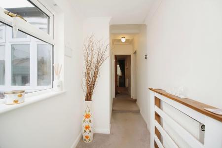 4 bedroom Detached bungalow for sale in Melton Road, Rearsby, LE7