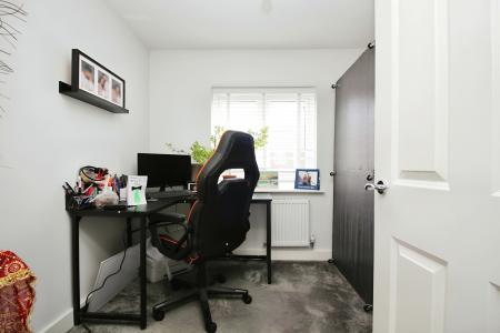 3 bedroom Town house for sale in Park Lane, Queniborough, LE7