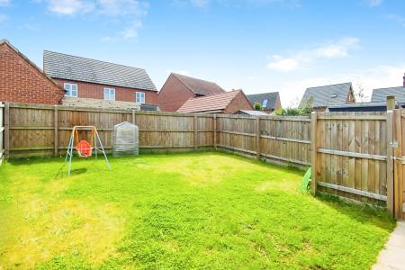 3 bedroom Town house for sale in Park Lane, Queniborough, LE7