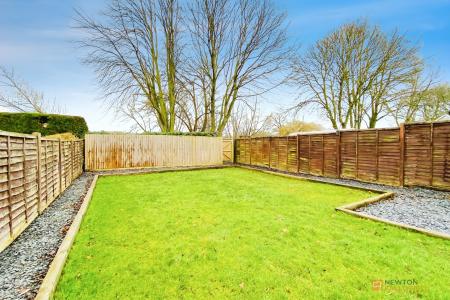 3 bedroom Semi-detached house for sale in Orchard Road, Birstall, LE4