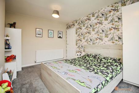 3 bedroom Semi-detached house for sale in Orchard Road, Birstall, LE4