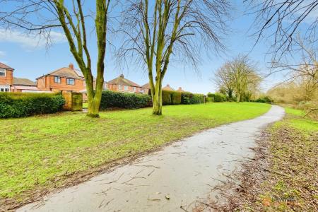 3 bedroom Semi-detached house for sale in Orchard Road, Birstall, LE4