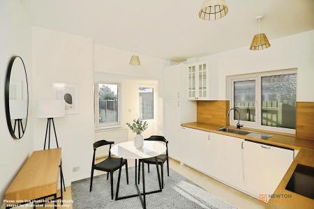 2 bedroom Semi-detached bungalow for sale in Northdown Drive, Thurmaston, LE4