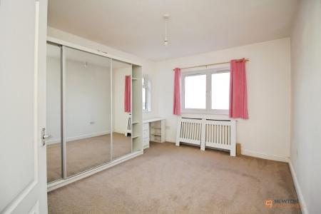 2 bedroom Semi-detached bungalow for sale in Northdown Drive, Thurmaston, LE4