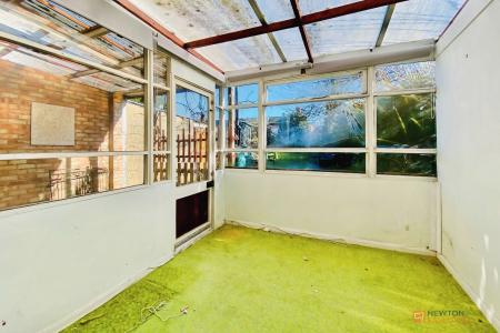 3 bedroom Semi-detached house for sale in Coplow Crescent, Syston, LE7