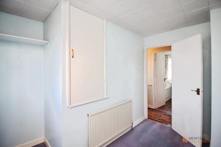 3 bedroom Semi-detached house for sale in Coplow Crescent, Syston, LE7