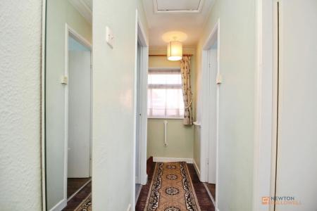 3 bedroom Semi-detached house for sale in Coplow Crescent, Syston, LE7