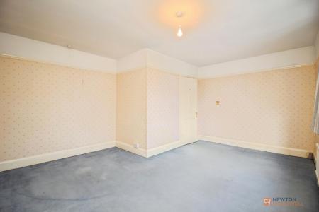 4 bedroom Semi-detached house for sale in Broad Street, Syston, LE7