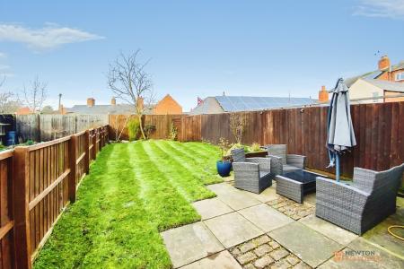 3 bedroom Semi-detached house for sale in High Street, Syston, LE7