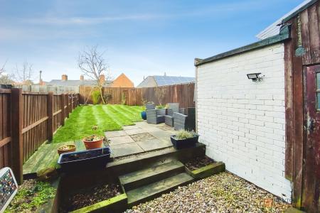 3 bedroom Semi-detached house for sale in High Street, Syston, LE7