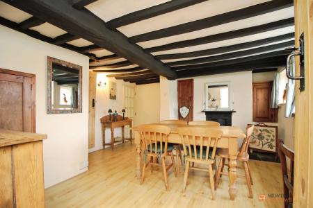 3 bedroom Cottage for sale in Main Street, Queniborough, LE7