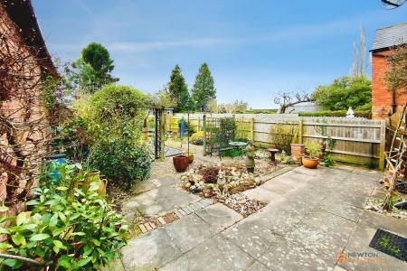 3 bedroom Cottage for sale in Main Street, Queniborough, LE7