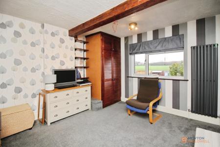 3 bedroom Semi-detached house for sale in Birchtree Avenue, Birstall, LE4