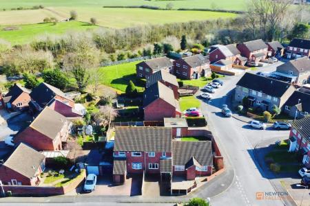 3 bedroom Town house for sale in Brackenfield Way, Thurmaston, LE4