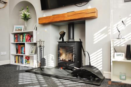 3 bedroom Semi-detached house for sale in Hillcroft Close, Thurmaston, LE4