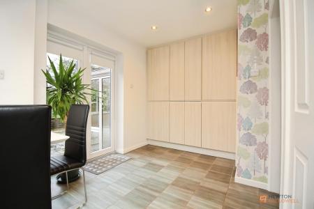 4 bedroom Detached house for sale in Parkstone Road, Syston, LE7