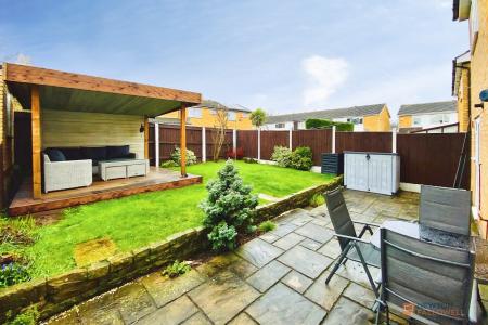 3 bedroom Semi-detached house for sale in Blount Road, Thurmaston, LE4