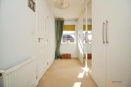 5 bedroom Detached house for sale in Maclaren Todd Close, Queniborough, LE7