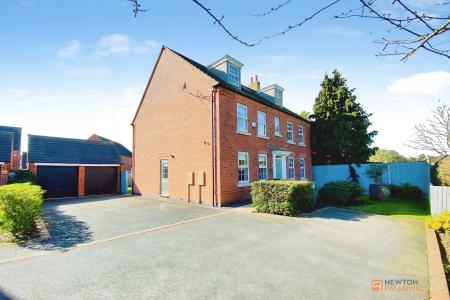 Maclaren Todd Close, Queniborough, LE7
