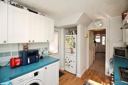 3 bedroom Semi-detached house for sale in Squires Ride, East Goscote, LE7