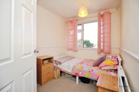 3 bedroom Semi-detached house for sale in Squires Ride, East Goscote, LE7