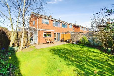 3 bedroom Semi-detached house for sale in Squires Ride, East Goscote, LE7