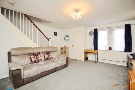 3 bedroom End of terrace house for sale in The Firs, Syston, LE7