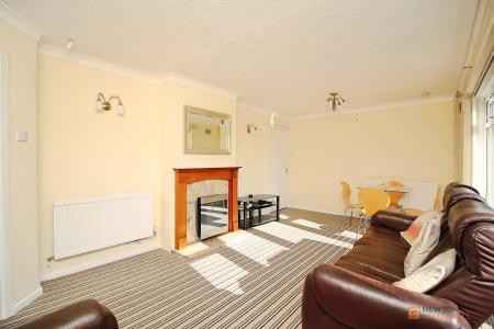 2 bedroom Detached bungalow for sale in Gardenfield Road, Thurmaston, LE4