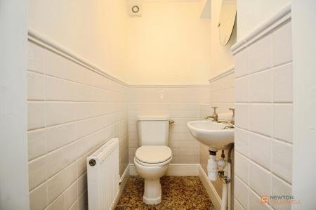 5 bedroom Detached house for sale in Queniborough Hall Drive, Queniborough, LE7