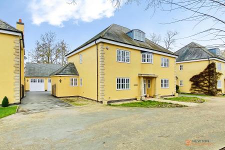 5 bedroom Detached house for sale in Queniborough Hall Drive, Queniborough, LE7
