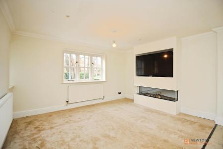 5 bedroom Detached house for sale in Queniborough Hall Drive, Queniborough, LE7