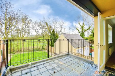 5 bedroom Detached house for sale in Queniborough Hall Drive, Queniborough, LE7