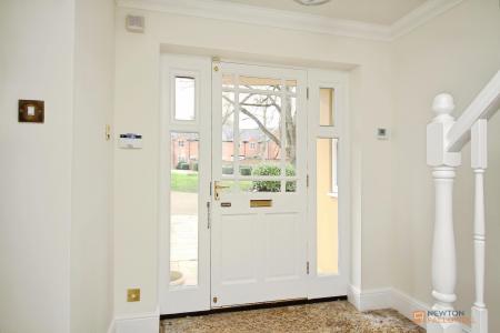 5 bedroom Detached house for sale in Queniborough Hall Drive, Queniborough, LE7