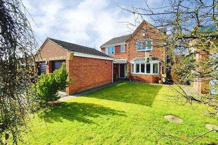 4 bedroom Detached house for sale in Lilac Way, East Goscote, LE7