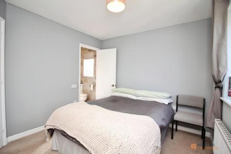 4 bedroom Detached house for sale in Lilac Way, East Goscote, LE7