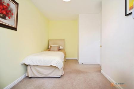 4 bedroom Detached house for sale in Lilac Way, East Goscote, LE7